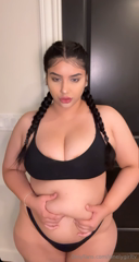 1485281667_send-me-your-dick-pics-and-ill-tell-you-what-i-think-for-10_0.mp4