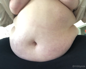 258639096_watch-me-jiggle-w-no-hands_0.m4v