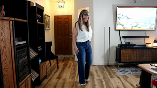 daphnesc4vid700.mp4