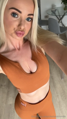 986874701_dm-me-now-to-book-in-a-filthy-call-with-me_0.mp4