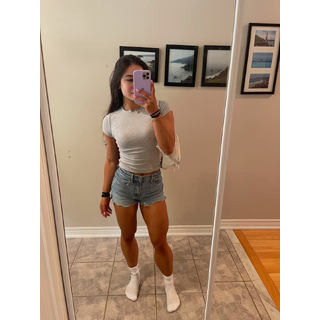 Maddie Thighs (3).jpg