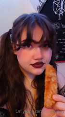 238915547_update-my-lipstick-is-getting-so-messed-up-because-i-m-eati_0.m4v