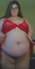 8270656_breathing-hard-showing-off-and-lifting-belly-up-seeing-red_0.mp4