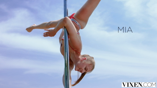 Vixen.19.09.16.Mia.Split.And.Marcello.Bravo.Flexible.1080p.mp4