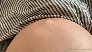 667089894_while-i-finished-snacking-my-belly-started-gurgling-and-grow_0.m4v
