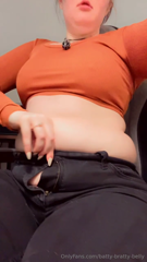 1607521924_fuck-these-pants-used-to-be-a-little-big-on-me_0.mp4