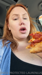 577978492_car-pizza-hell-yes-lol-as-the-skinny-stuck-up-woman-next-t_0.mp4
