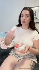 1027185778_naked-stuffing-time-xx_0.mp4