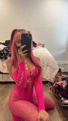 818430943_play-bunny-barbie-whatcha-guys-up-to_0.m4v