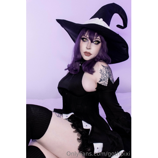 Unlock this message to watch me in my Blair cosplay fuck & ride my 10” realistic dildo! I got the absolute hottest.jpg