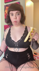 330759138_eating-2-bananas-then-chugging-as-much-sprite-as-i-can-in-5_2.m4v