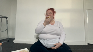 316836690_sponsored-donut-stuffing-i-did-yesterday-and-my-god-it-was_5.m4v