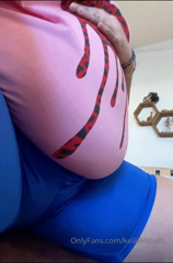 143372413_i-dont-think-ive-ever-looked-fatter-i-need-to-tuck-in-my_2.mp4