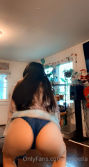 244177100_how-i-start-my-days-being-sexy-and-shaking-my-ass_2.m4v