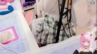 25-11-26 HiiragiMomo 【高音質バイノーラル♡】おっぱい見え見えピンクニットで誘惑！？実写連動配信💓.mp4