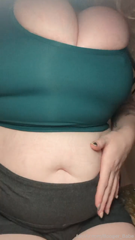 20251126-Really_giving_off_goddess_of_fertility_vibes_here_1.mp4