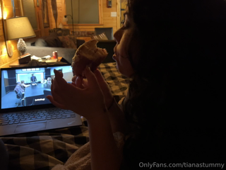 934492931_okie-hi-here-s-me-drinking-ice-cream-and-a-sneaky-vid-my_0.mp4