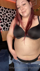 503443167_trying-on-some-new-pair-of-jeans-my-mother-got-me-for-the-ho_0.m4v