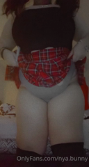 370351165_how-many-of-yall-like-bellies-wanna-see-some-content-of-i_0.m4v