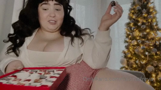 478707087_woke-up-christmas-morning-fat-it-s-the-night-before-christ_3.mp4
