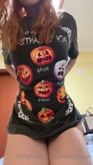 467271264_i-am-going-to-show-you-whats-under-my-shirt-but-shh_0.m4v