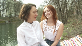7b This Solo Gets Ersties Team Member Isa Really, Really Excited.mp4