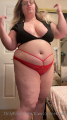 143338345_my-how-ive-grown-all-the-angles-in-this-little-outfit-you_10.m4v