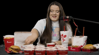 236954542_this-mukbang-youtuber-has-a-secret-she-enjoys-her-meals-wa_0.m4v