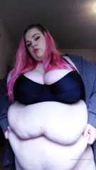 8941945_grab-my-belly-while-you-re-eating-my-pussy_0.mp4