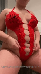 483690934_dessert-stuffing-booty-shake-happy-new-year-everyone_2.mp4