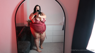 517470731_trying-on-a-new-outfit-for-you-its-abit-small-what-do-you_0.m4v