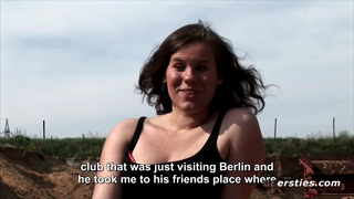 4b Don’t Get Caught, Laura!.mp4