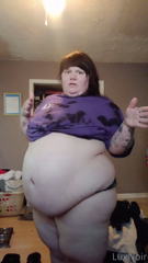 211320307_10000-calorie-all-day-stuffing-clips-featuring-mid-day_1.m4v