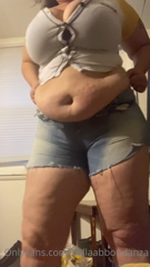 182685536_the-last-time-i-was-able-to-actually-button-these-shorts-al_0.m4v