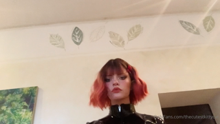 419528877_trying-to-find-the-best-lighting-angles-for-my-photos-s_3.m4v