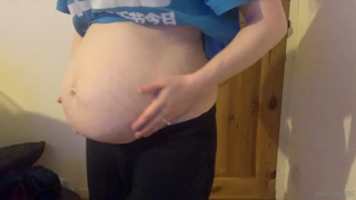 339644407_11-weeks-measurement-video-see-if-ive-grown-this-week_0.m4v
