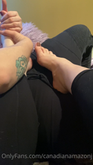 102711567_a-nice-relaxing-foot-massage-after-a-long-week-tip-to-s_0.m4v