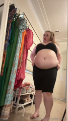 789492146_squeezing-into-my-tight-shorts-to-go-run-errands-this-mornin_0.mp4