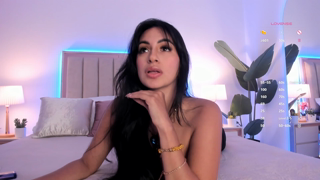 Taylor-Jonnees_Stripchat_20260507_202824.mp4