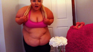 2391542_ex-cheerleader-fatty-tries-to-workout-now-that-she-is-super_0.mp4