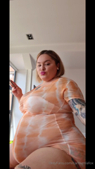 18528801_chugging-and-belly-rubs-tomorrow-i-upload-the-second-part_0.m4v