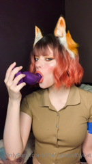 247901663_pleasuring-and-teasing-my-master-with-my-mouth-lips-and-ton_2.m4v