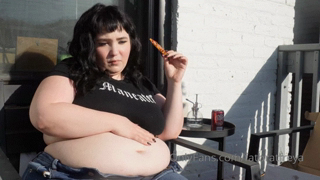 1307722524_public-patio-pig-outpatio-season-is-winding-down-now-that-fa_1.mp4