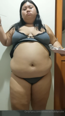 19511066_late-night-stuffed-belly_0.m4v