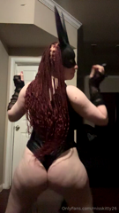 0i6xn8vjcuq521l3p8664_source.mp4