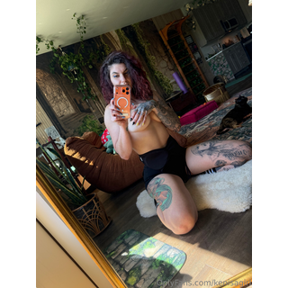 kenisagirl_2607288882_source.png