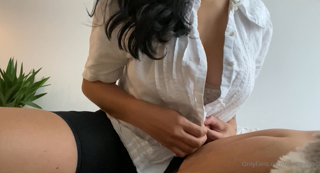 159327179_came-home-super-horny-and-decided-to-film-no-fancy-lights_0.m4v