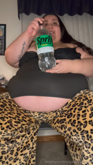 1450376350_two-10-min-clips-soda-chugging-and-lots-of-deep-huge-burps_1.mp4