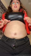 1271243363_sexy-red-dress-vids_0.mp4