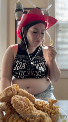 425210484_just-a-southern-gal-eatin-fried-chicken_0.m4v